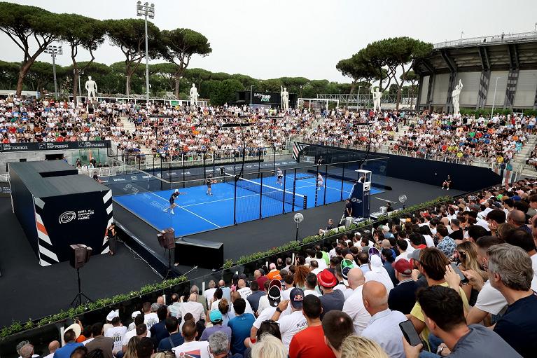 Tifosi sul Pietrangeli al BNL Italy Major Premier Padel (Foto Sposito/FITP)